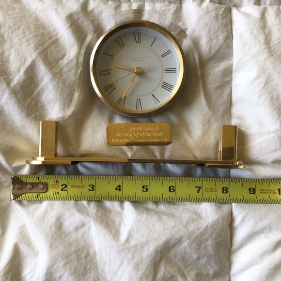 Crystal Cathedral Souvenir Quartz Clock Gold/Clear Acrylic Scripture Nice Gift - Picture 12 of 15